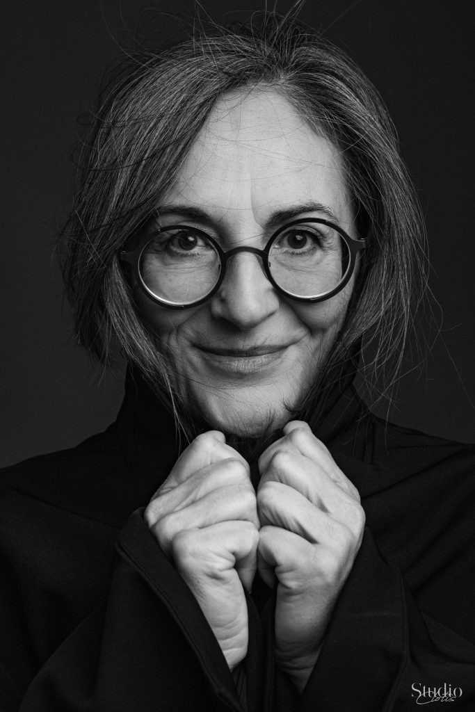 Valérie Brissi - Lectures intuitives & psycho énergétiques - Tarot de Marseille - Design Humain - Clés Génétiques